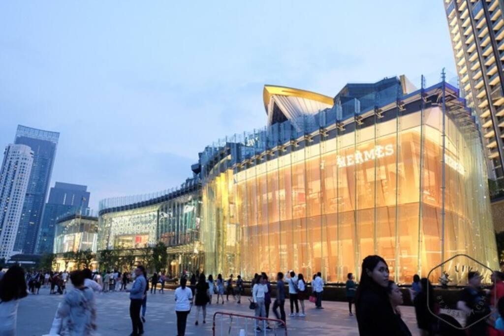 Charoen Nakhorn Townhome: Self-check-in Near Bts, Iconsiam & Asiatique Villa Bangkok