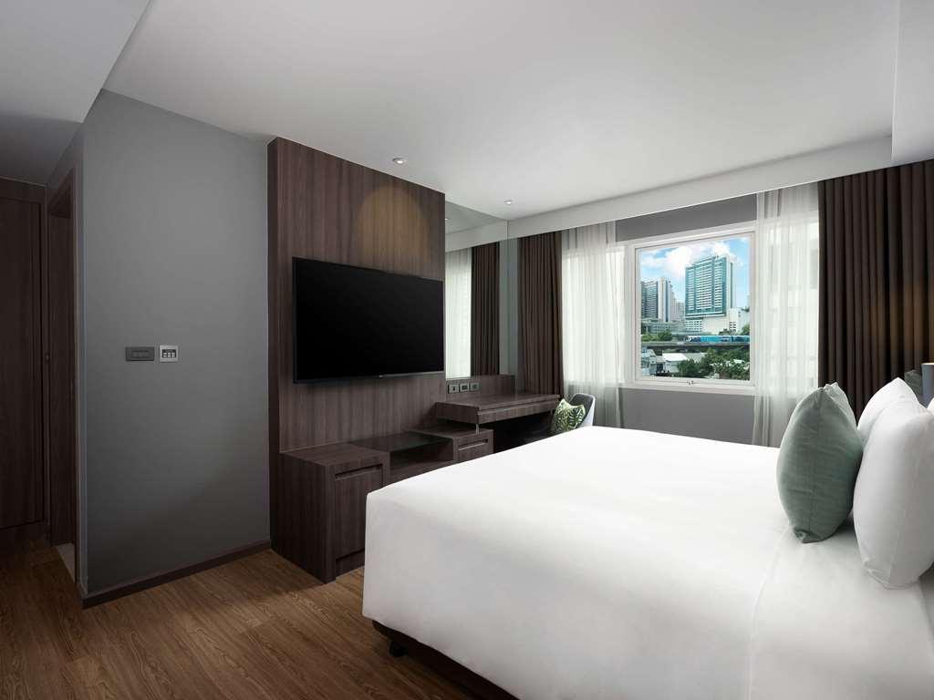Novotel Living Sukhumvit Legacy
