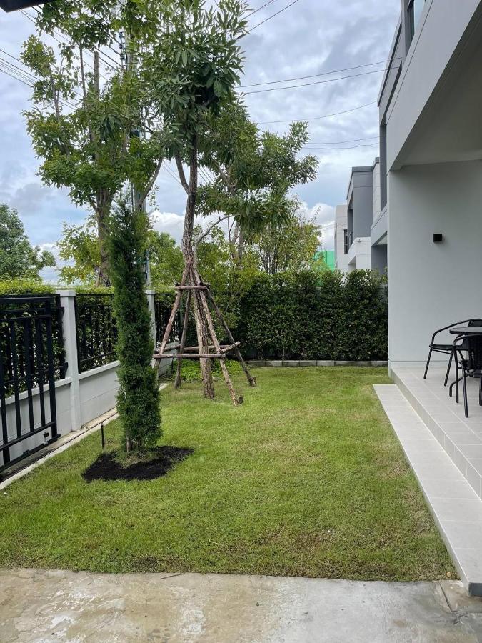Cheri's Homestay现代两层独栋别墅，4卧4卫，3日送接机1周接送机,近mega邦纳