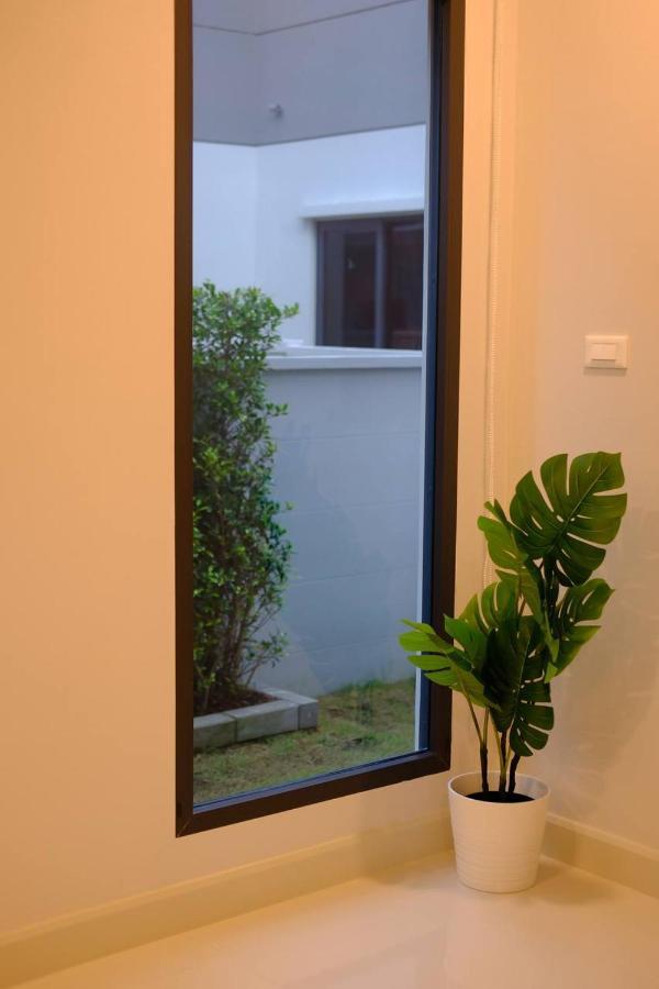 Villa Cheri's Homestay现代两层独栋别墅，4卧4卫，3日送接机1周接送机,近mega邦纳