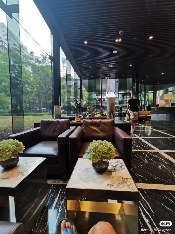 小憩 屋顶无边泳池 Terminal21 Phrom Phong Asok 21航站楼 阿索 Apartment *