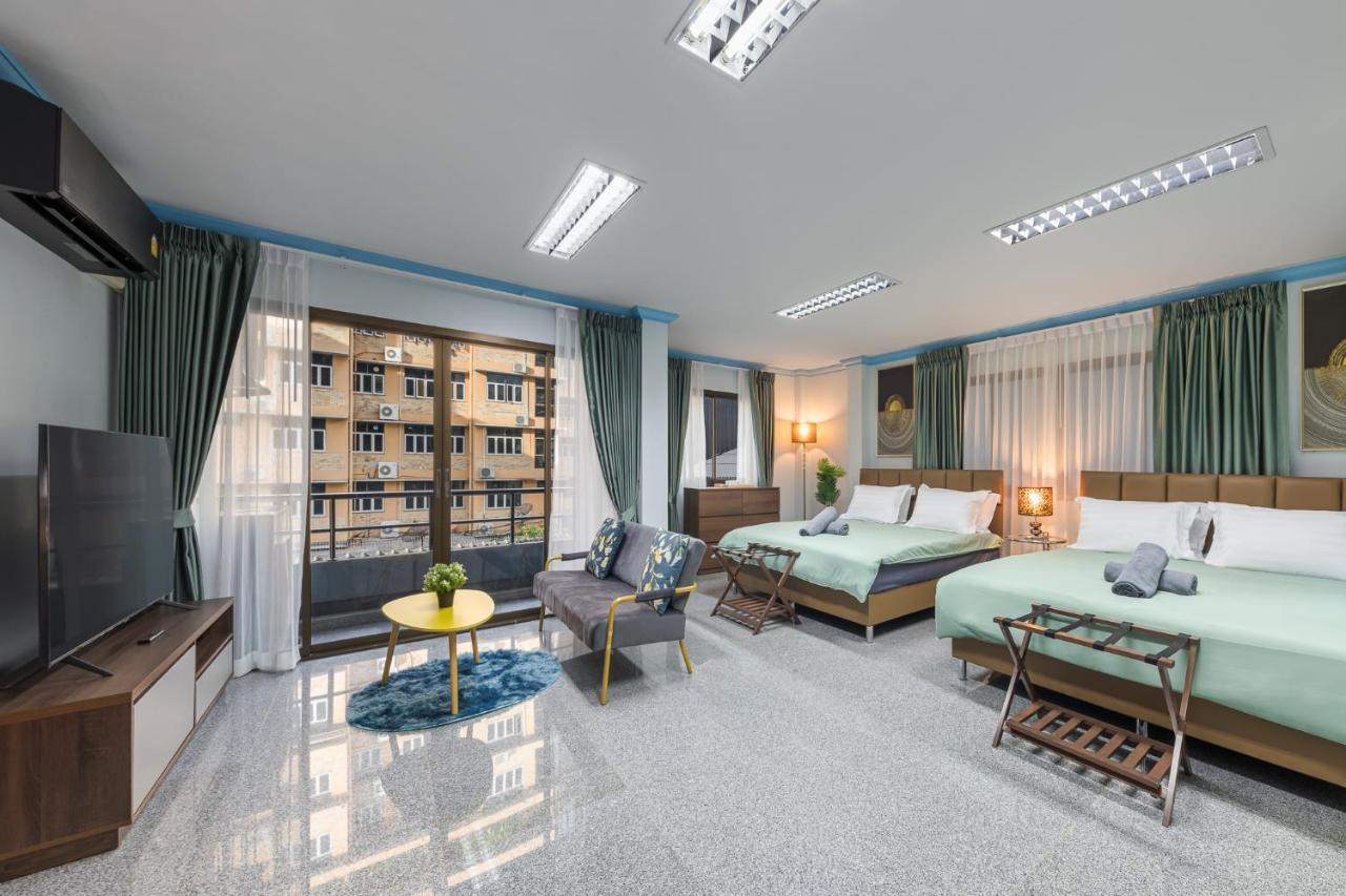 Vakantiehuis Rooftop Paradise Newly Built 900meters To Chidlombts And Central World Free Airport Pickup