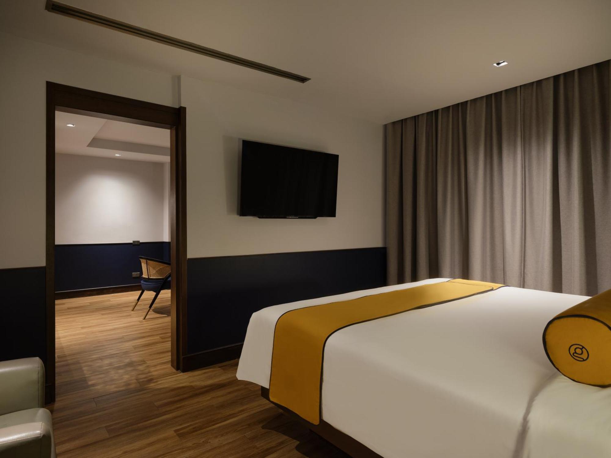 Graph Hotel