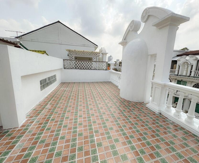 Private House 3 Beds + Double Beds In Heart Of Phromphong *