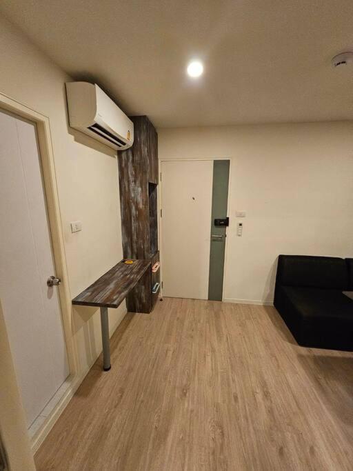 Icondo Space Sukhmvite Suvarnabhumi Airport Apartment