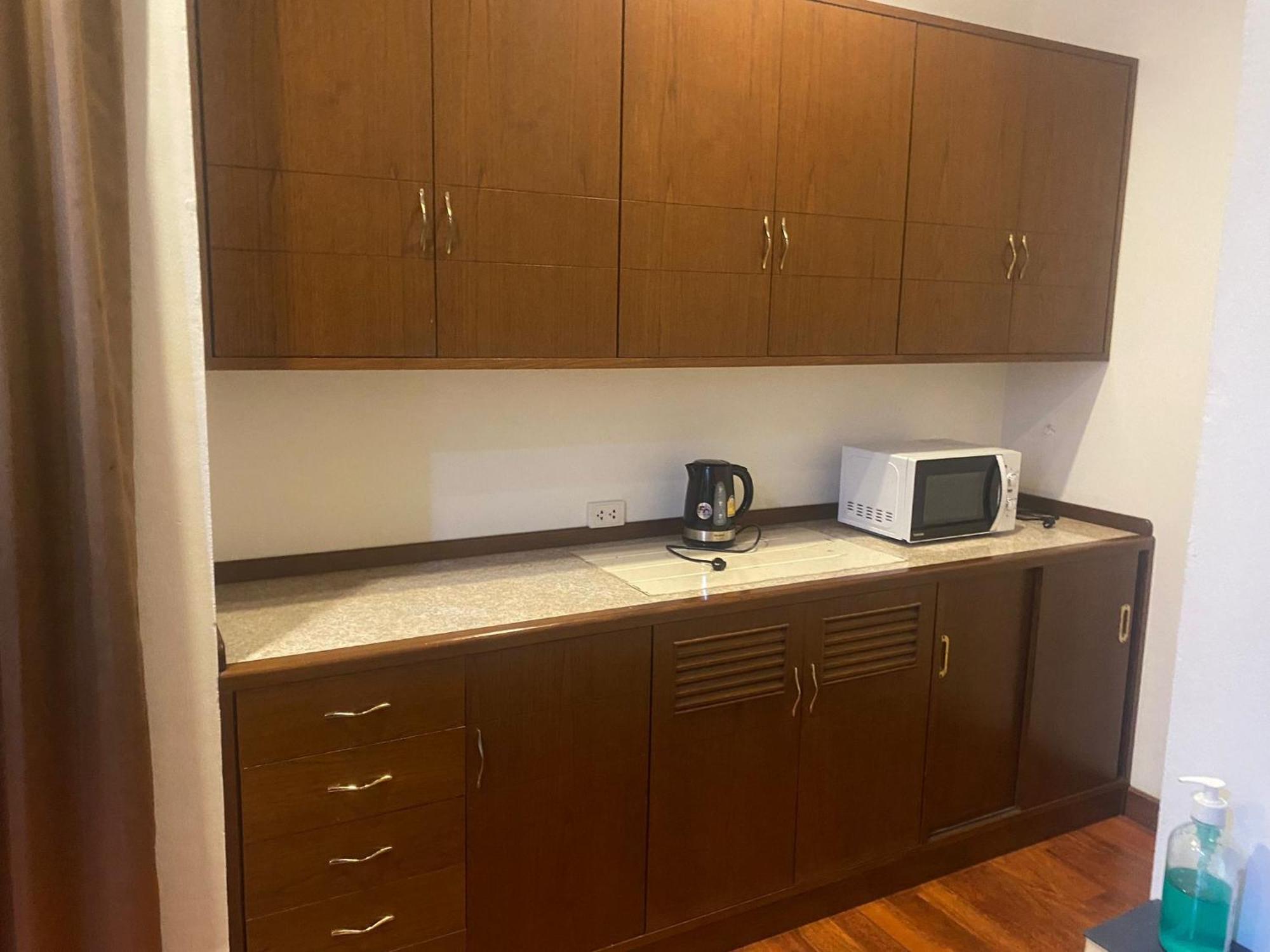 Rumah percutian 420 House- Up To 10 Guests In Bangkok. Bangkok