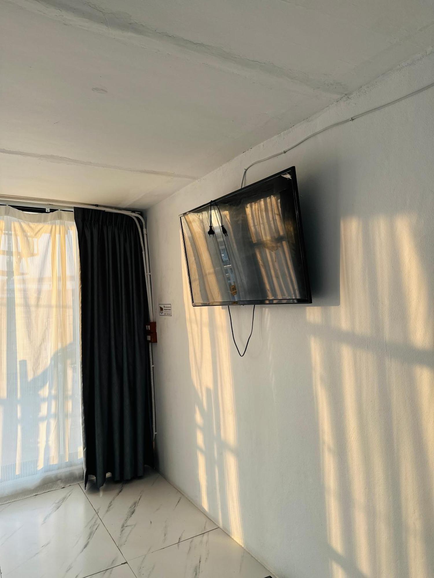 Apartment Chubby 9 *