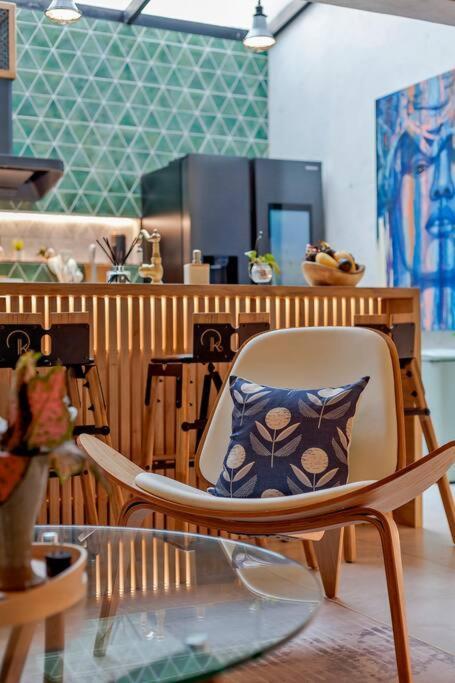Thai Wabi-sabi Loft