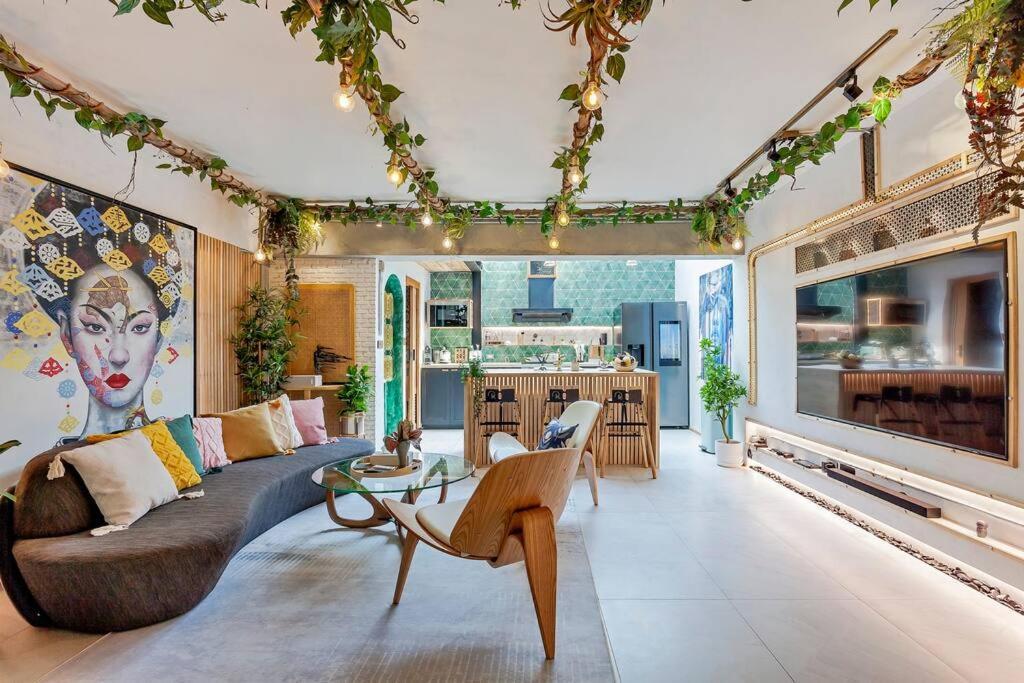 Thai Wabi-sabi Loft Bangkok