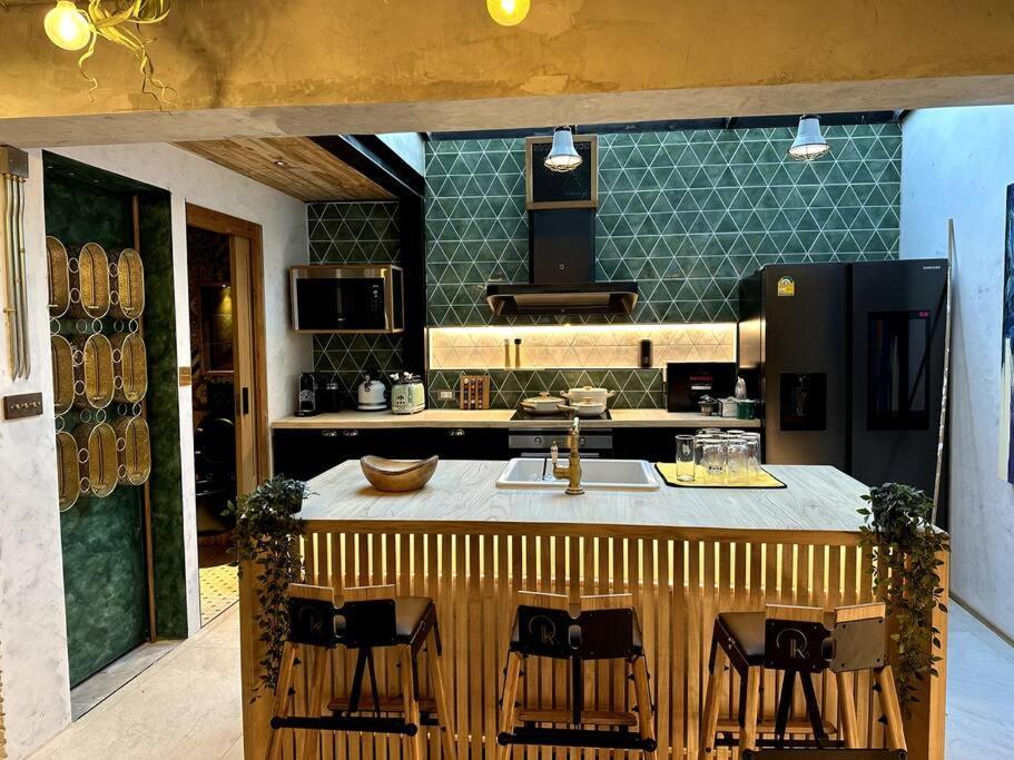 Bahay bakasyunan Thai Wabi-sabi Loft Bangkok