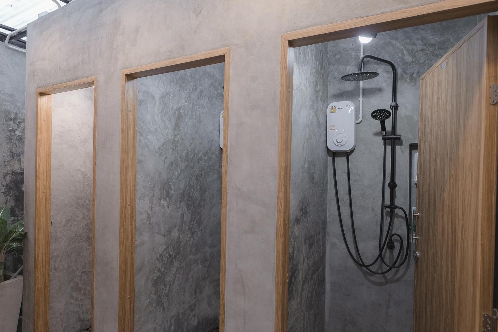 Private House 5bedrooms At Thonglor 4bath5toilet 10people Holiday home *