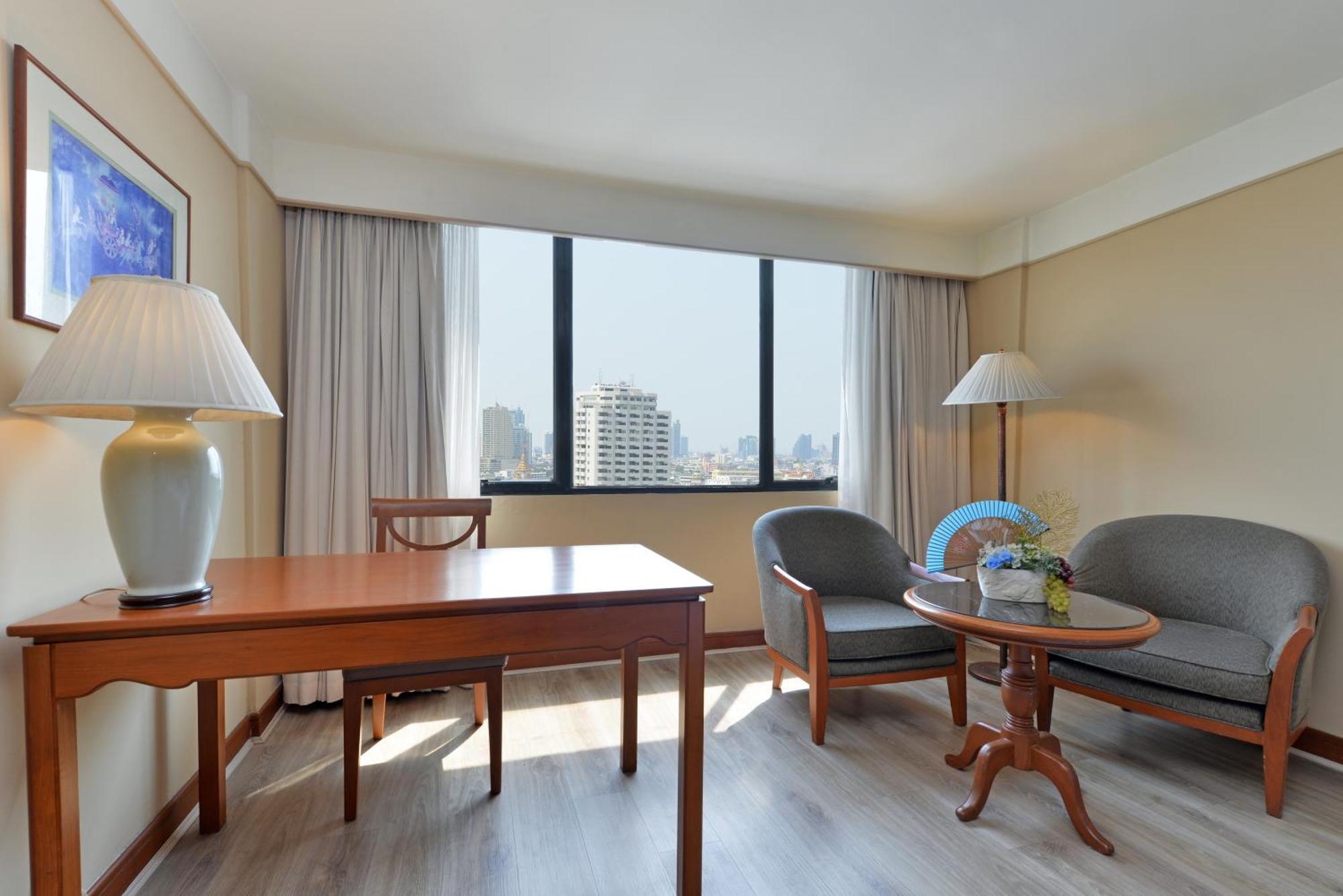 Twin Towers 5*