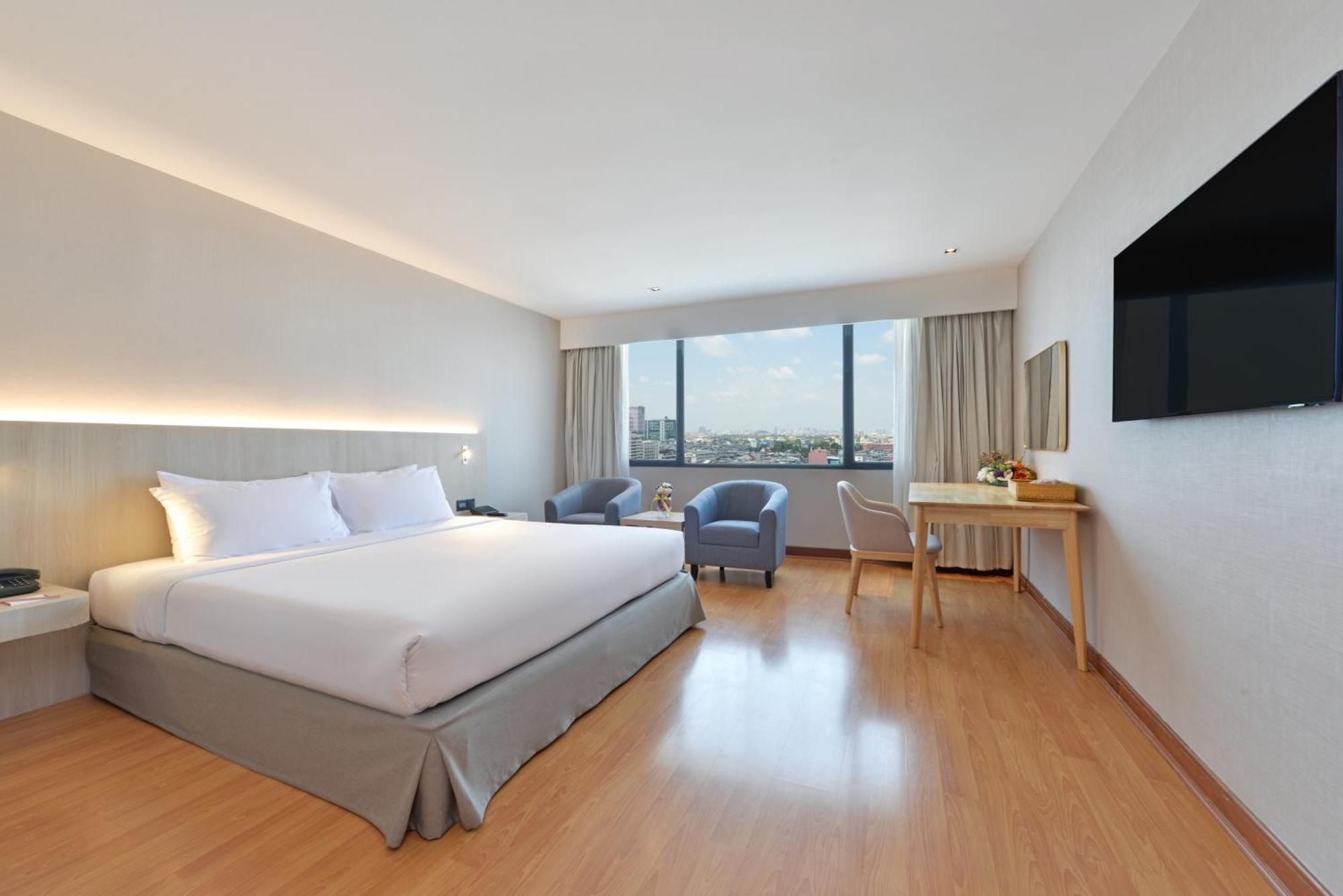 Twin Towers Hotel 5*