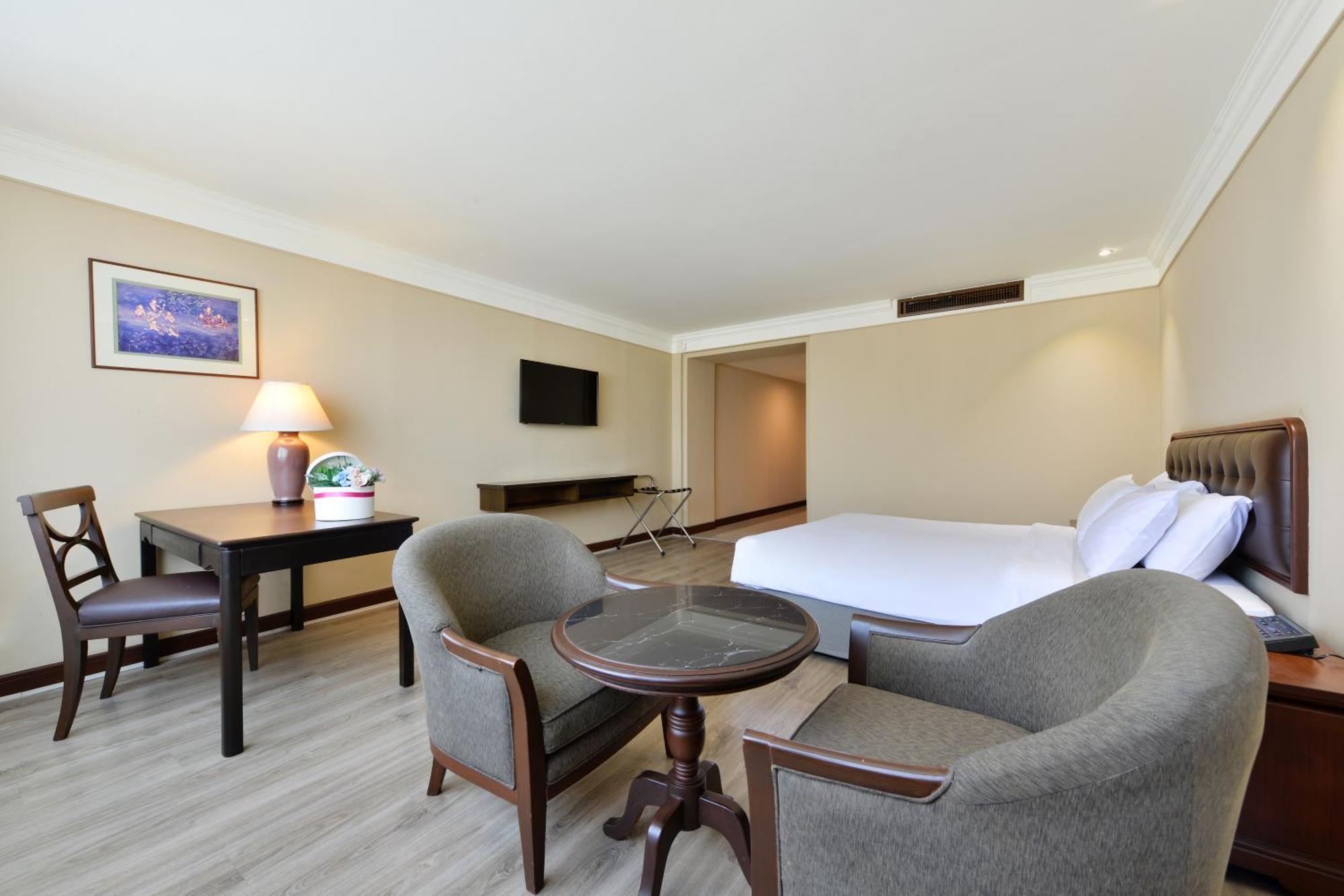Hotel Twin Towers