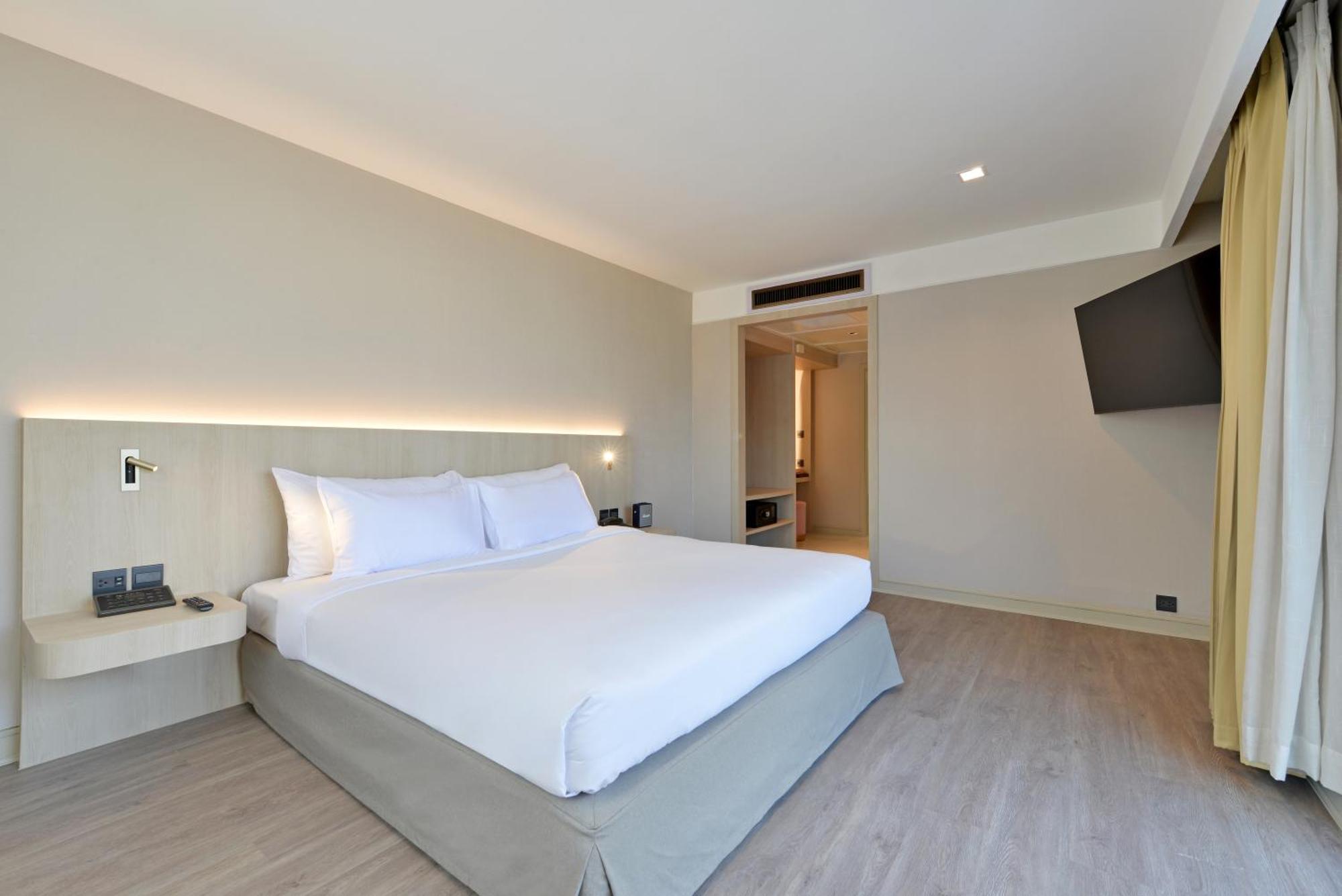 Twin Towers 5* Bangkok