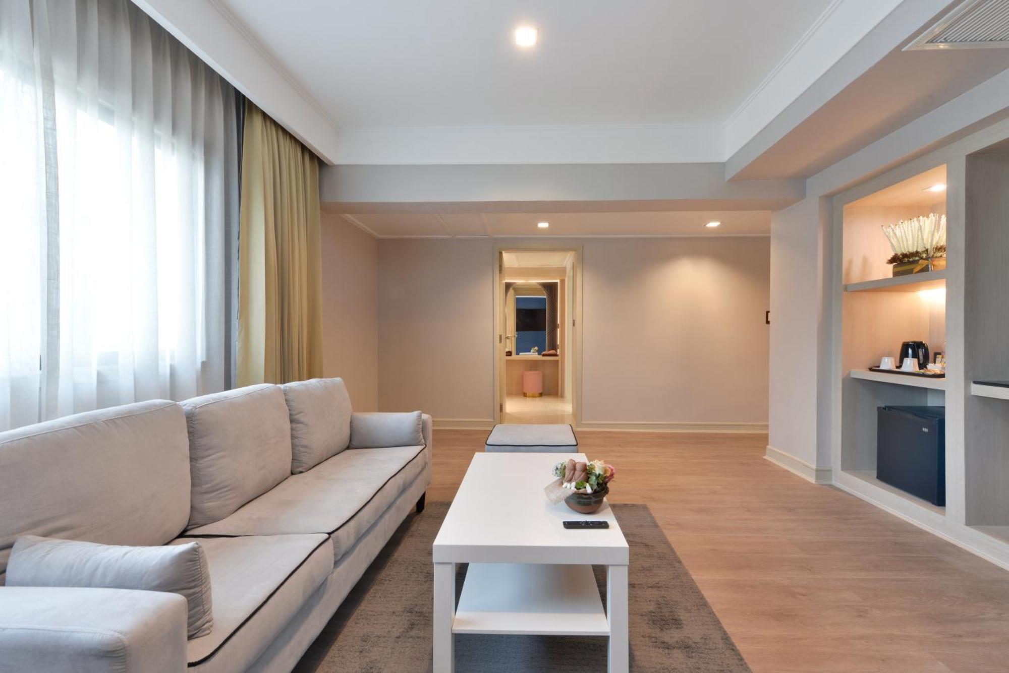 Hotel Twin Towers 5*