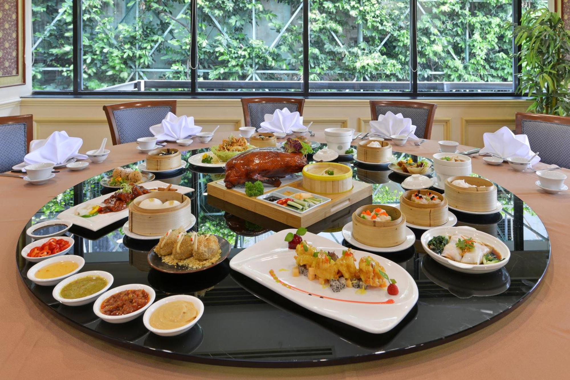 Twin Towers Hotel 5*
