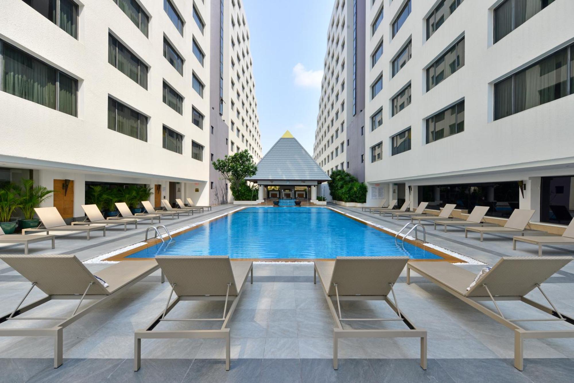Hotel Twin Towers