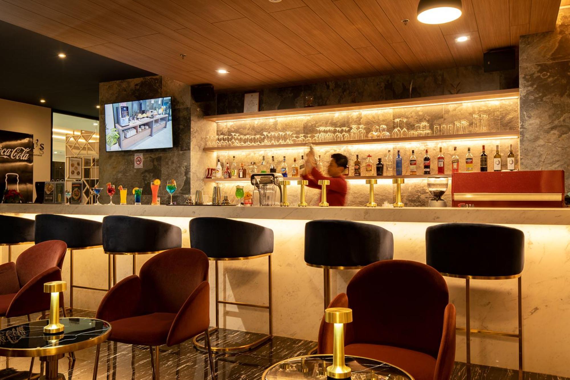 Thaya 5* Bangkok