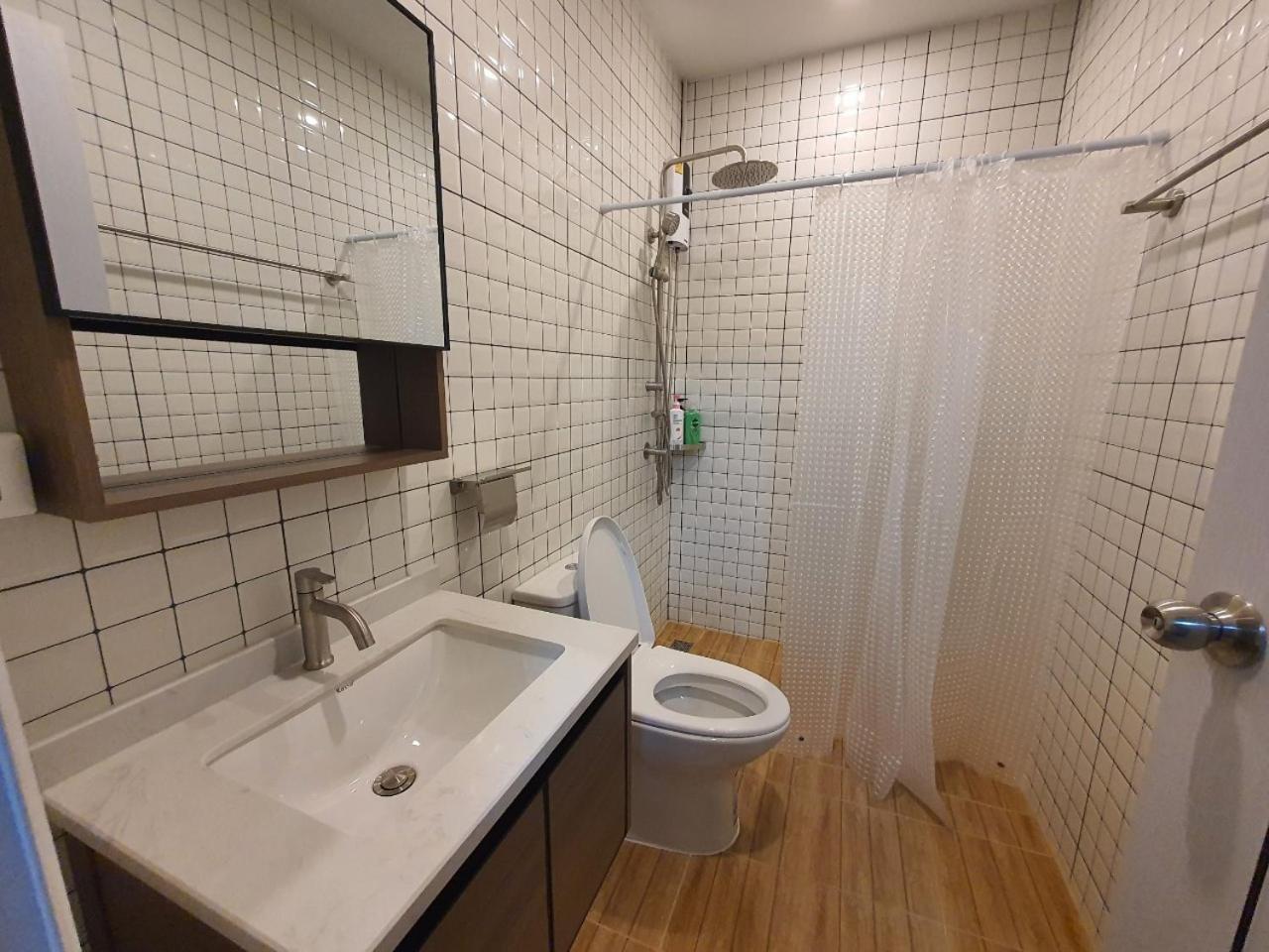 3 Bedroom Cozy Skytrain View Bkk Bangkok