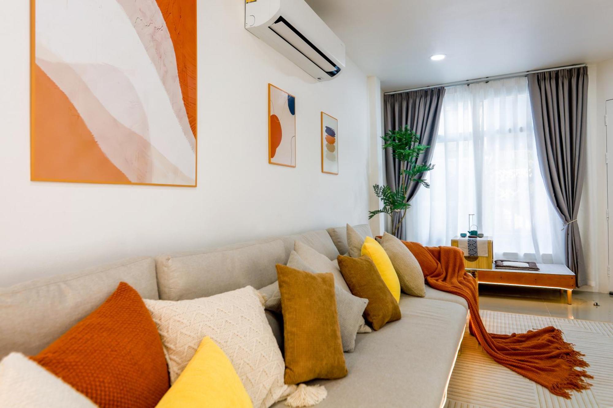 Ratchada Retreat Bespoke Urban 3 Villa