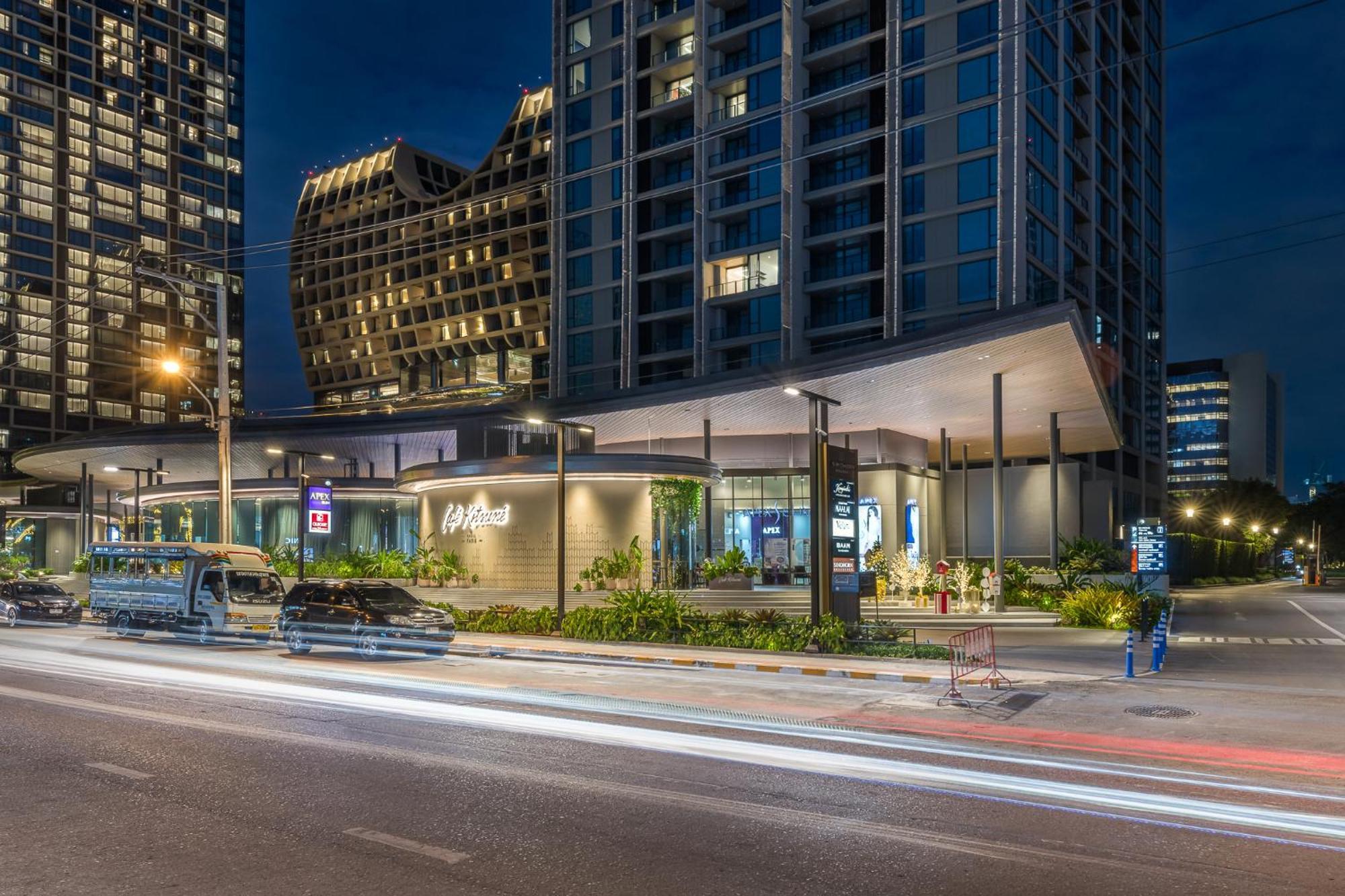 Vakantiehuis Rooftop Paradise Newly Built 900meters To Chidlombts And Central World Free Airport Pickup *