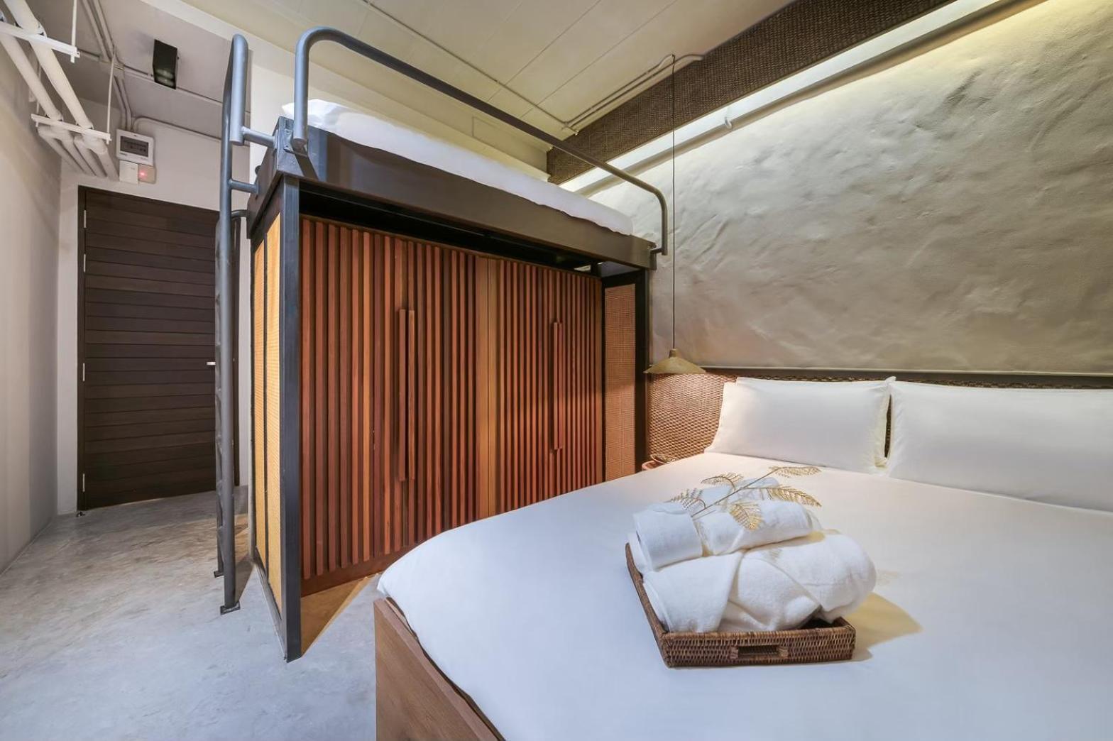 Siam Shelter 3*