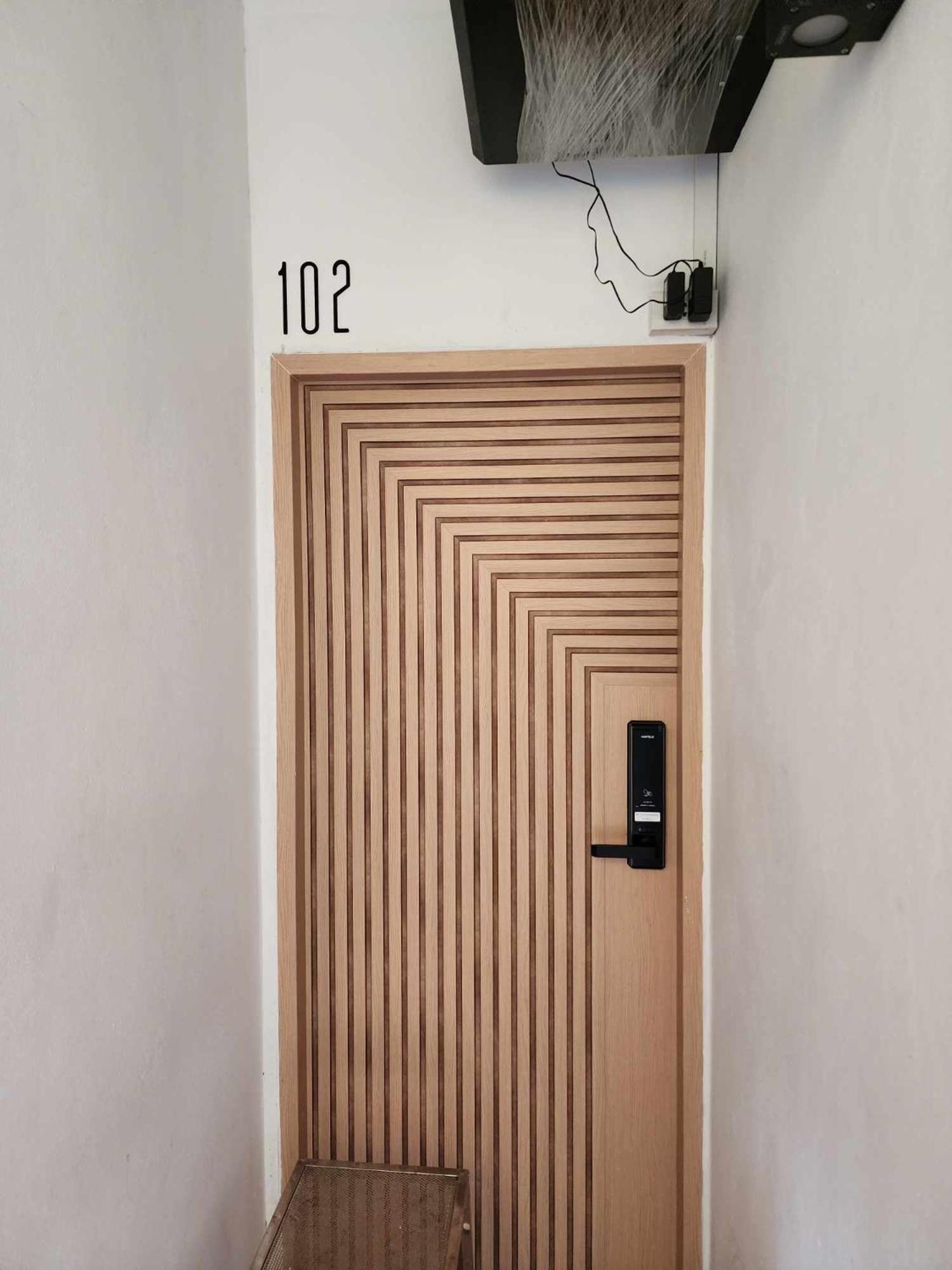 Lo-ha Guest House, Contactless Check-in Hostel