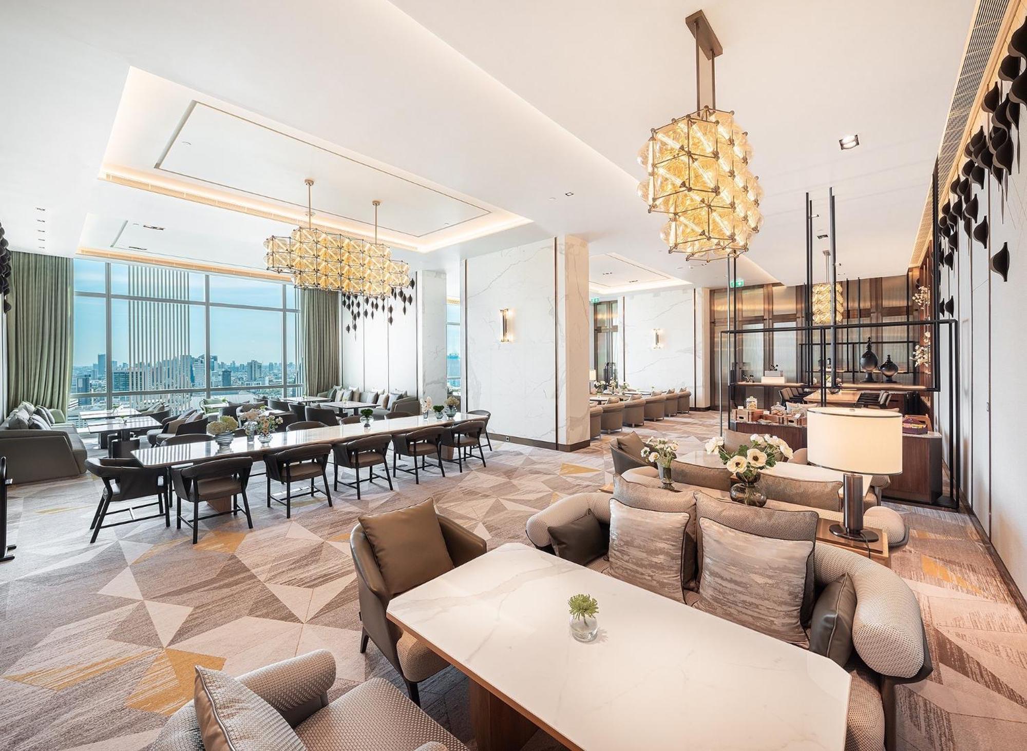 Eastin Grand Phayathai Hotel 5*