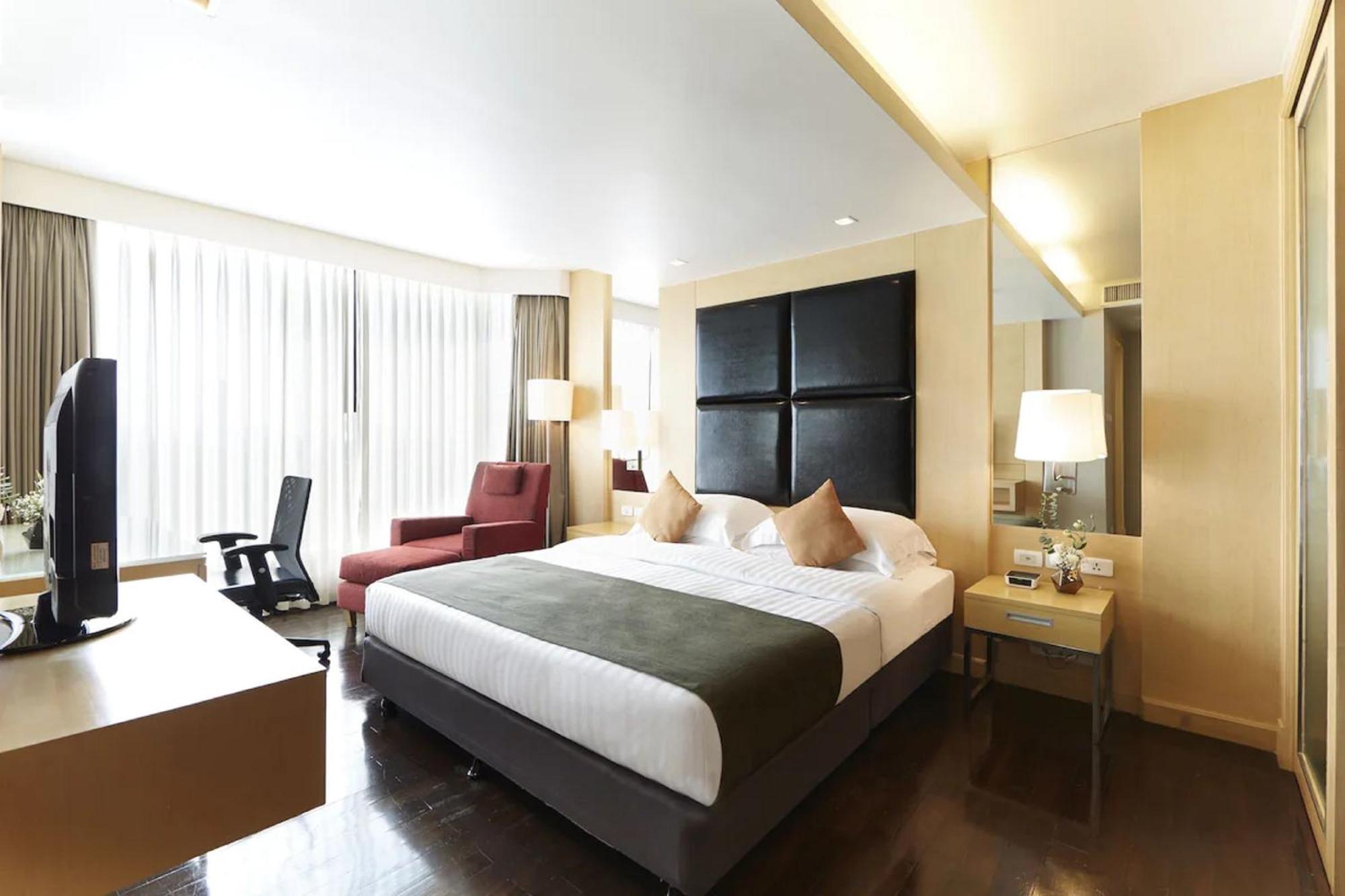 Hotel Sora & Sukhumvit - Formerly Aspira 12th Avenue Asoke Sukhumvit 4*
