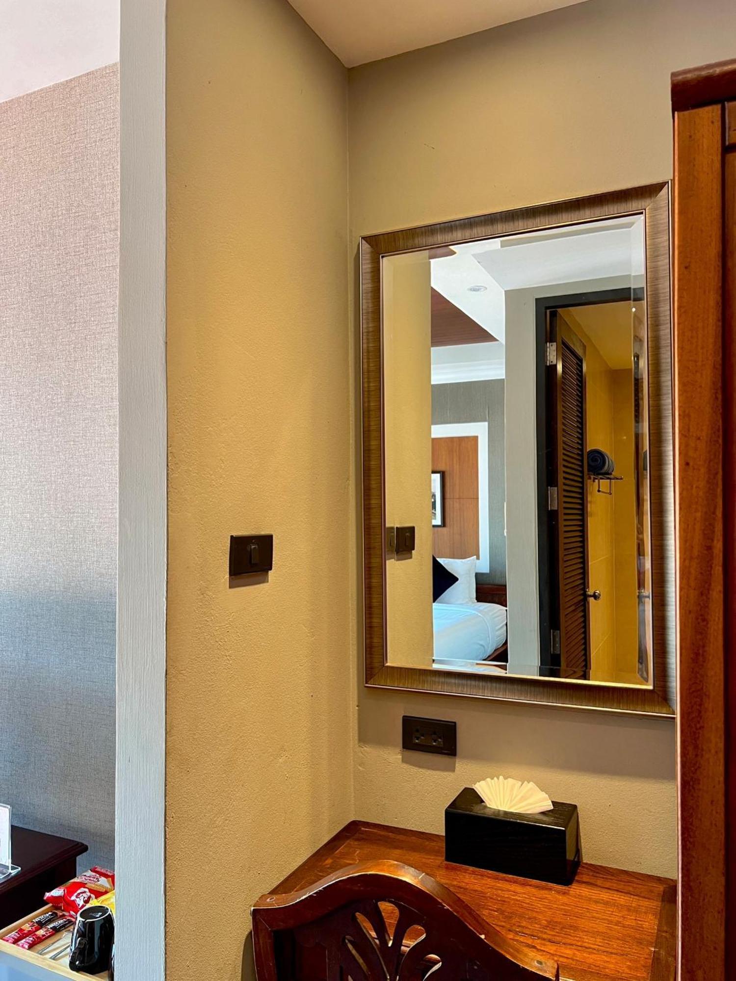 Hotel Yotaka 3*