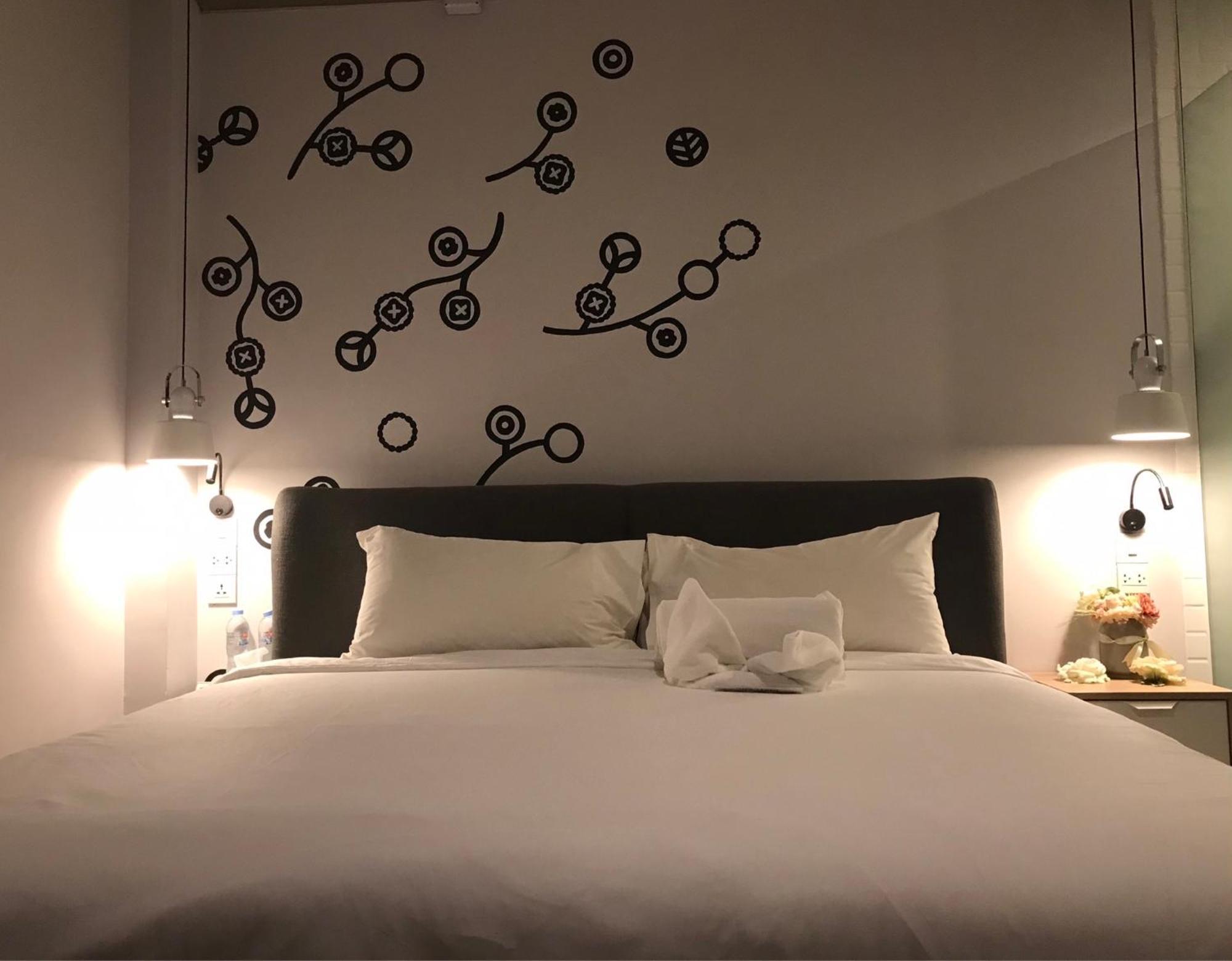 Bedspread (adults Only) Hostel Bangkok