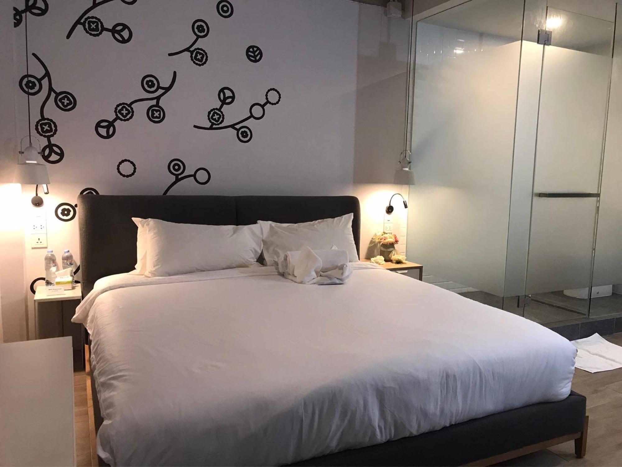 Bedspread (adults Only) *