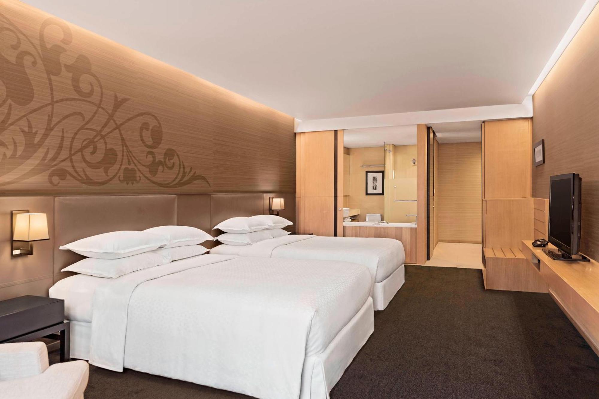 Four Points By Sheraton Bangkok, Sukhumvit 15 Hotel