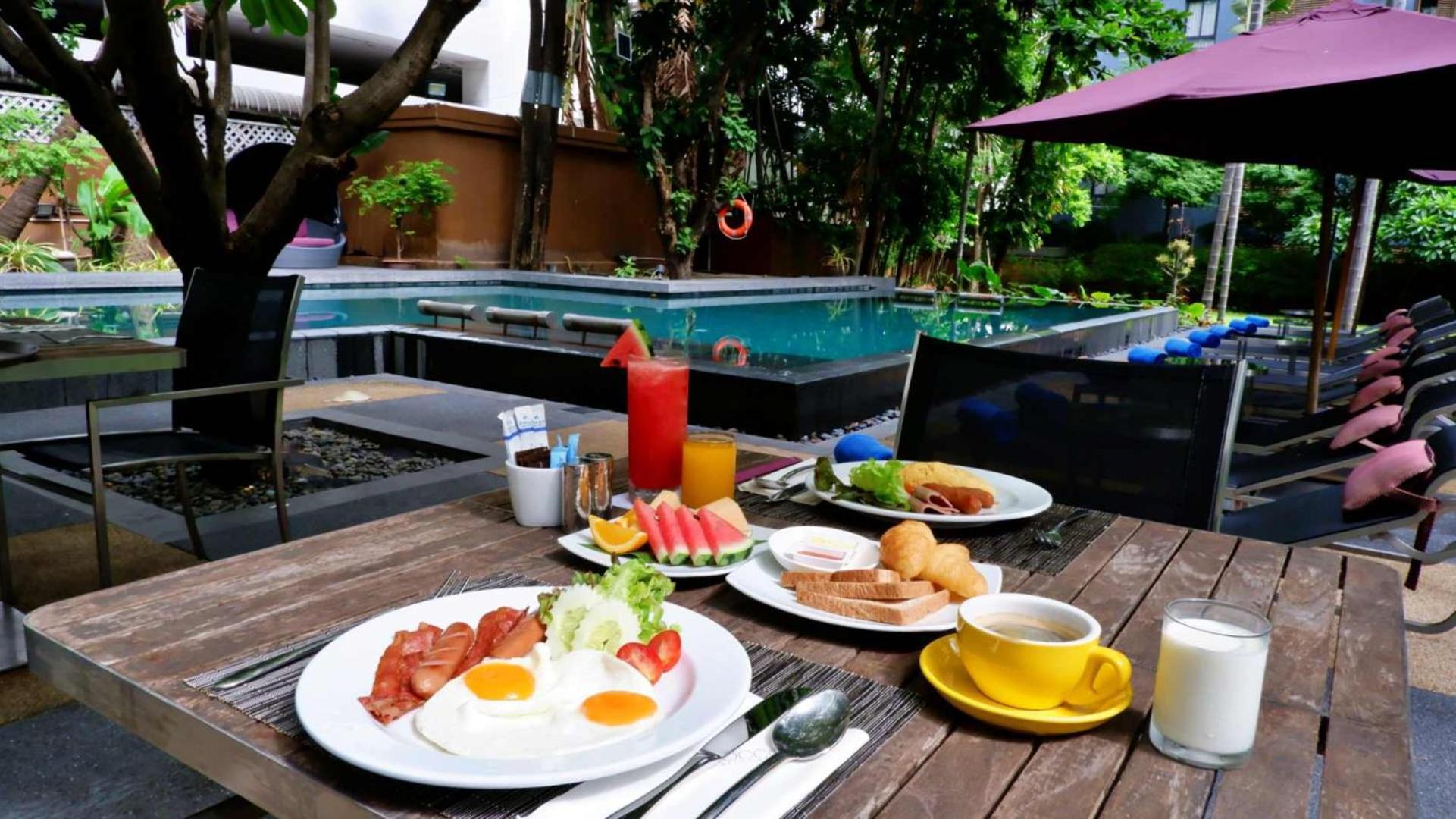 Hotel Sora & Sukhumvit - Formerly Aspira 12th Avenue Asoke Sukhumvit
