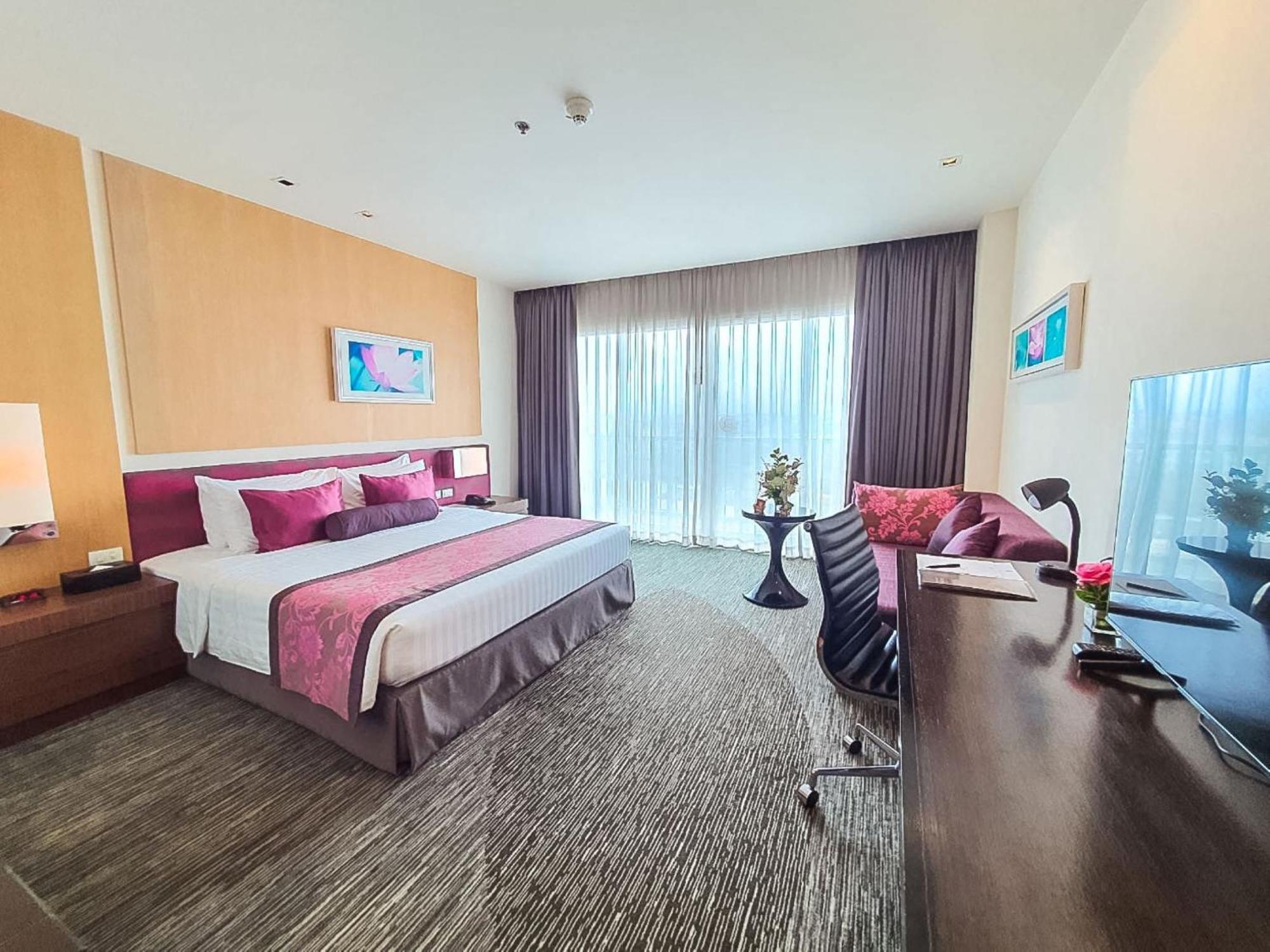 Amaranth Suvarnabhumi 5*