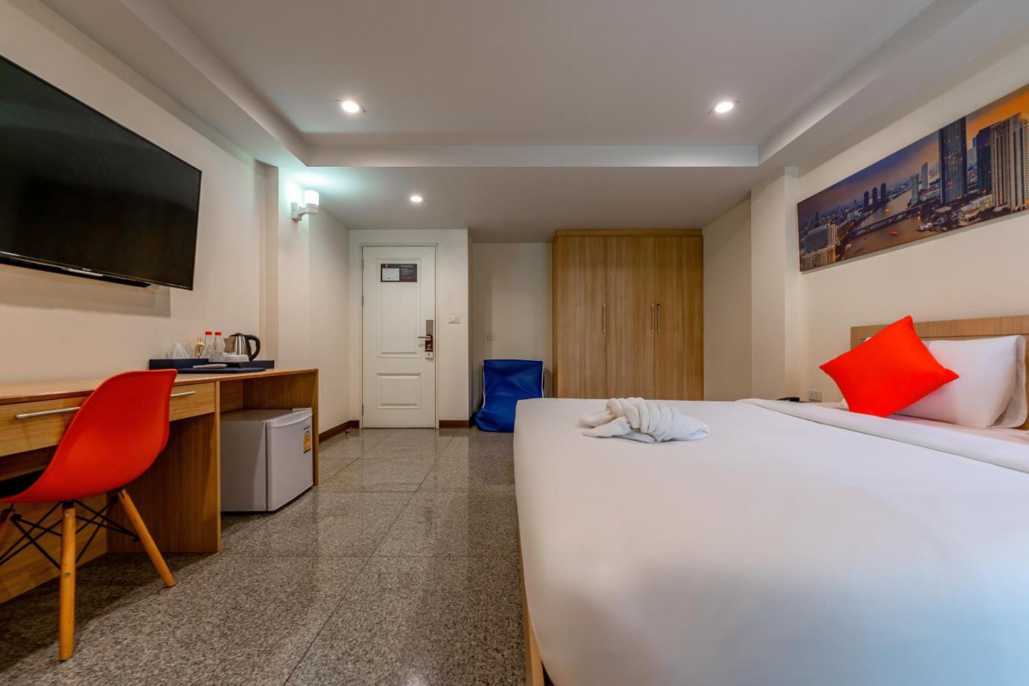 Hotel 7 Days Premium At Icon Siam Station