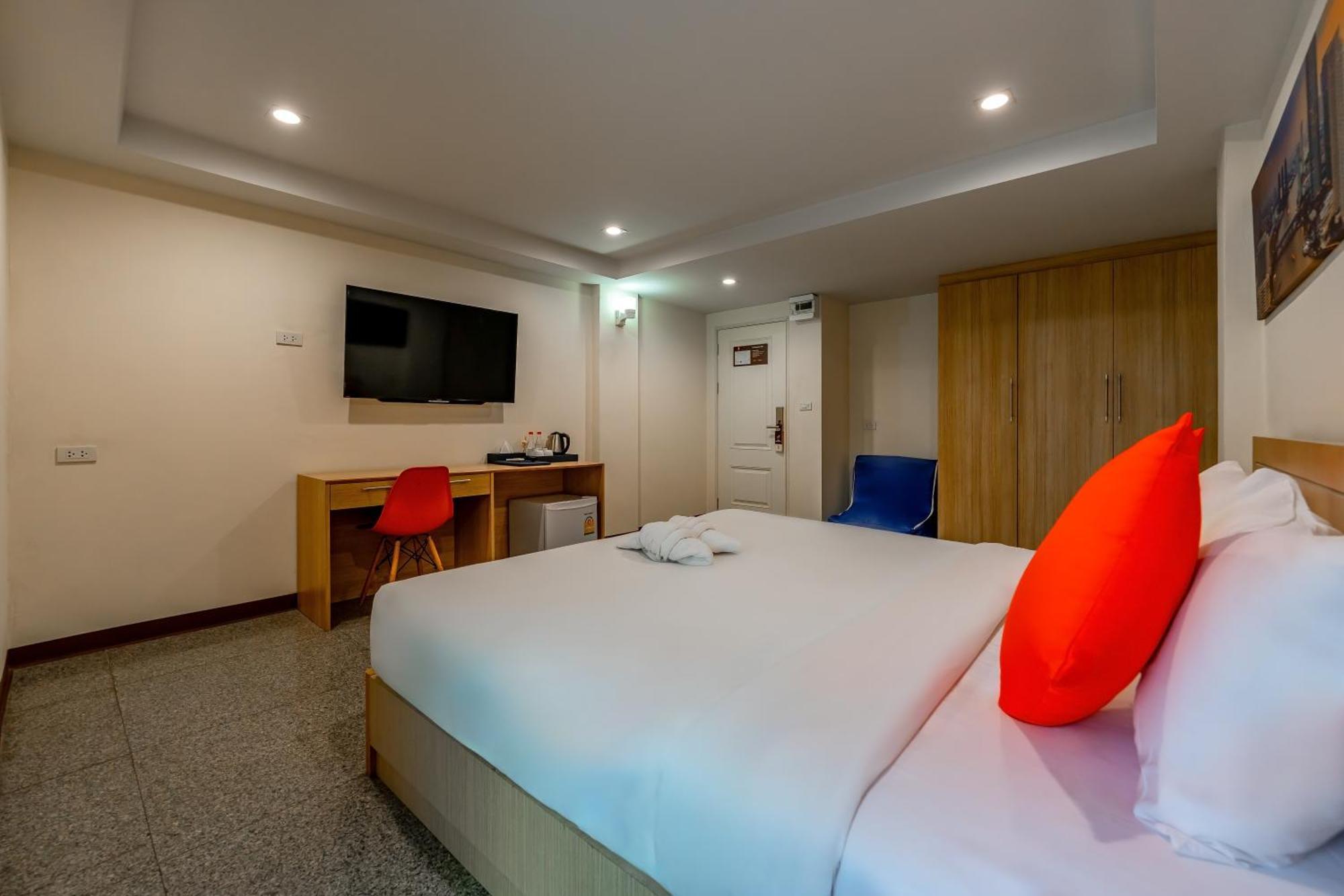 7 Days Premium At Icon Siam Station 3* Bangkok