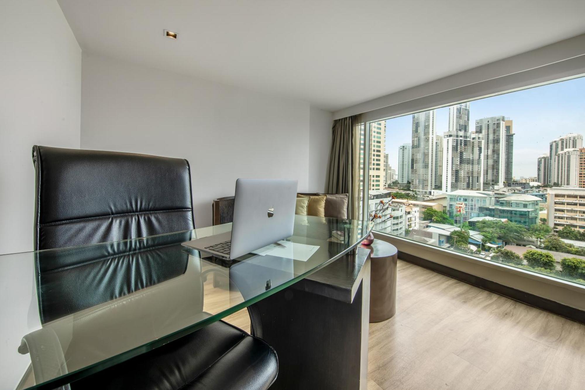 Golden Tulip Mandison