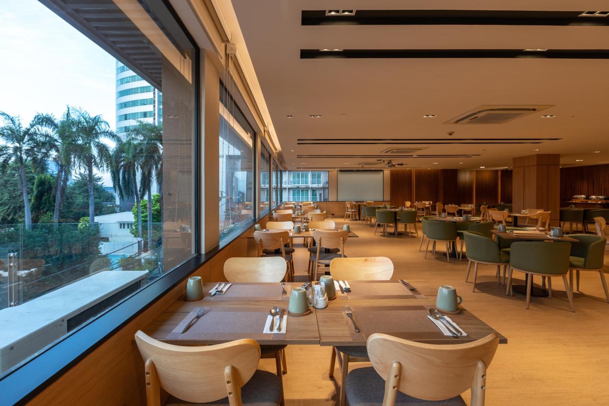 Golden Tulip Mandison Hotel 4*