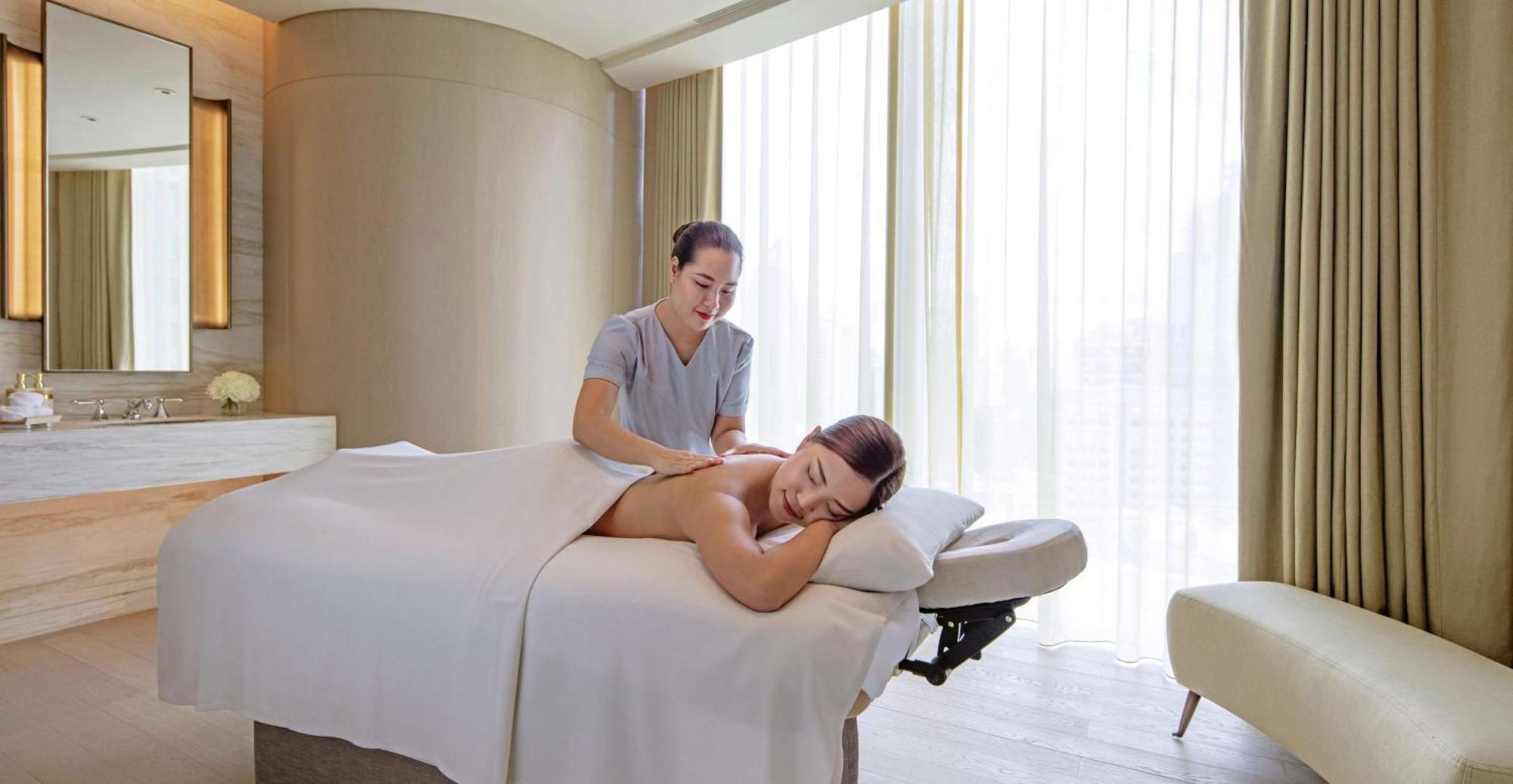Waldorf Astoria Hotel 5*