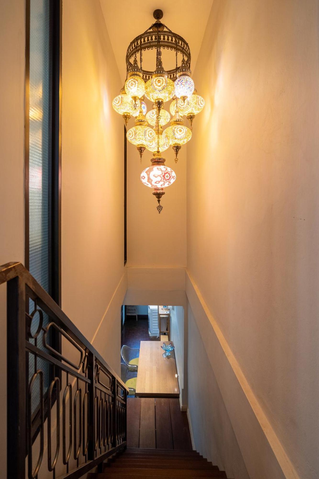 Pangsapuri Amorn House Yenakart Sathorn 5 Stars Location
