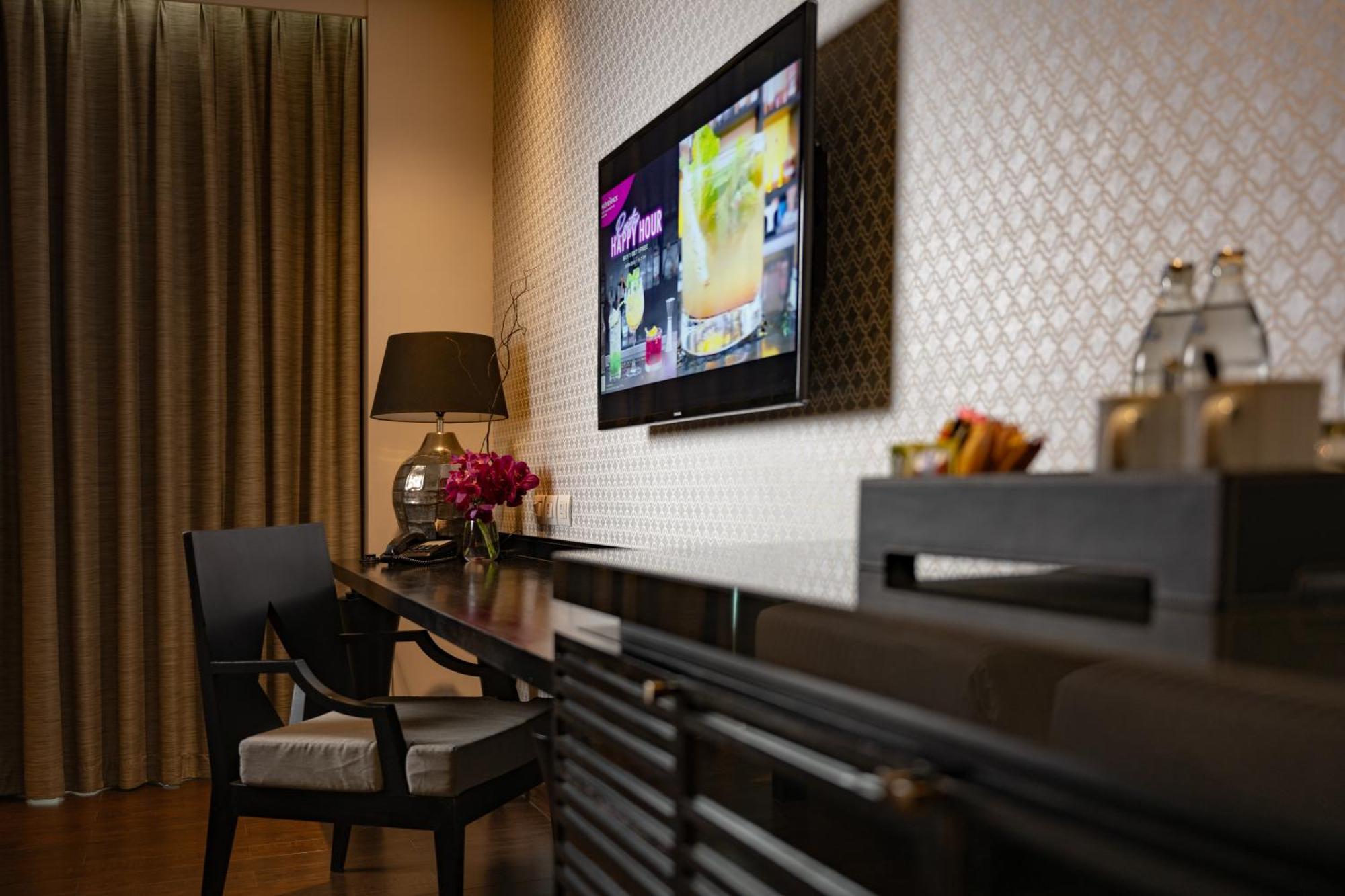 M\u00f6venpick Sukhumvit 15
