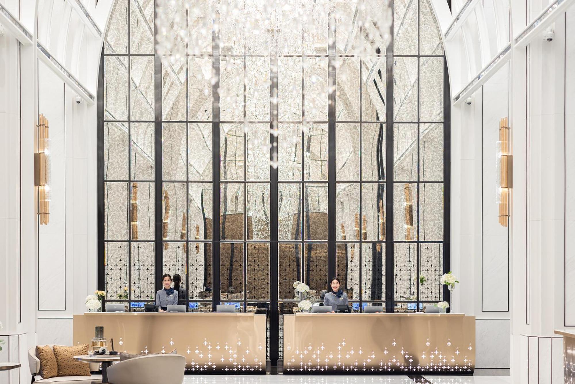 Eastin Grand Phayathai Hotel 5*