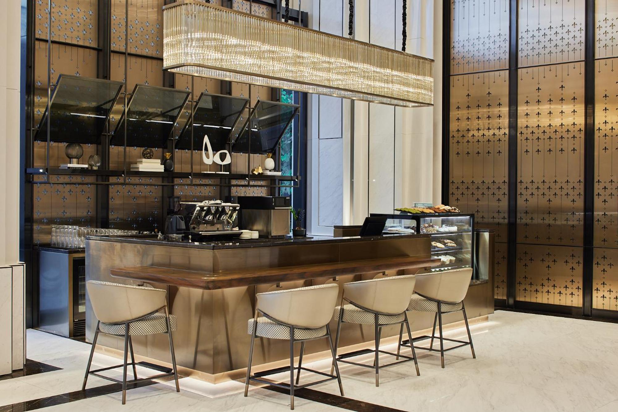 Eastin Grand Phayathai Hotel 5*