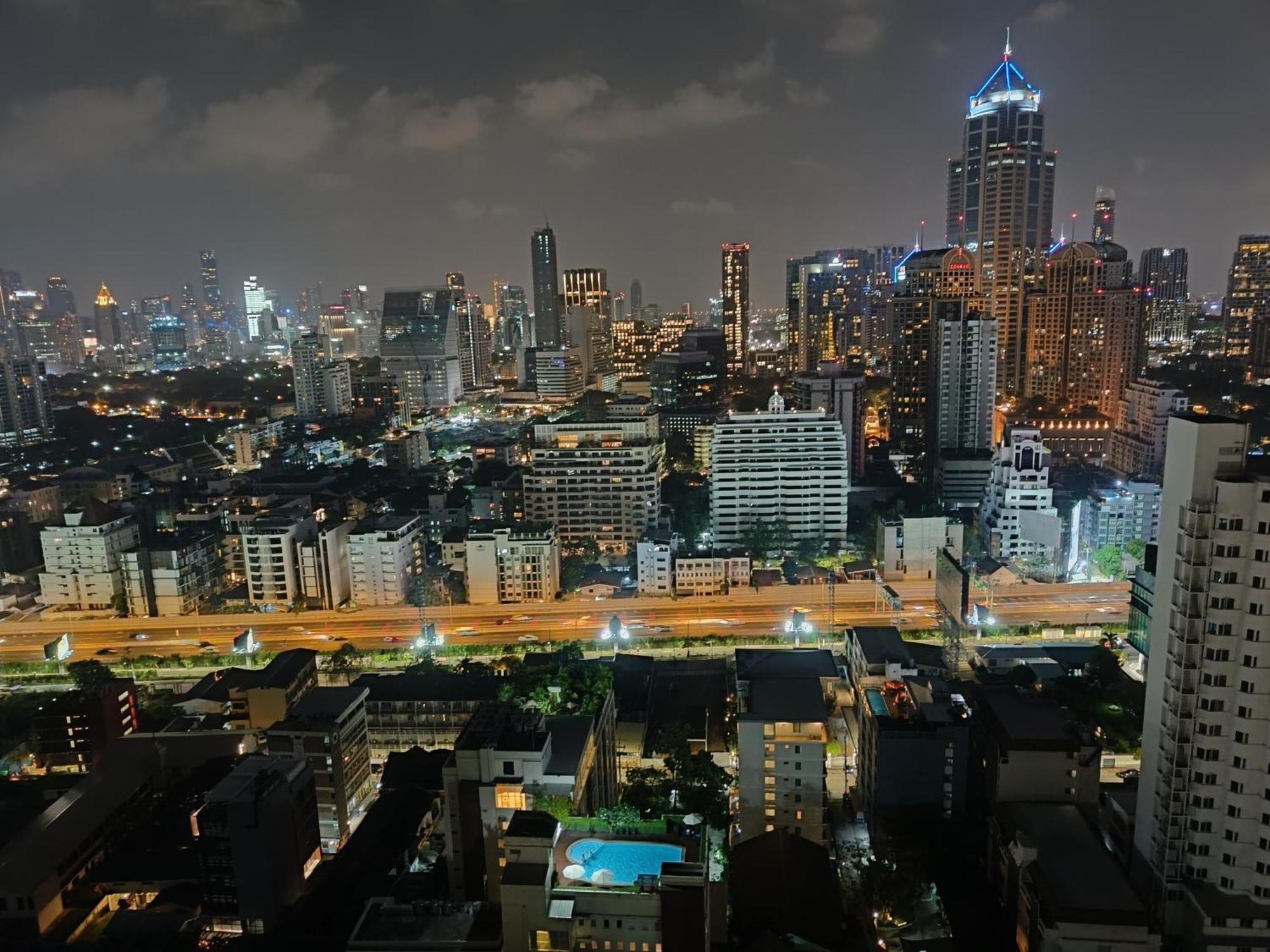 Omni Tower Nana - Serviced On Sukhumvit Soi 4 Bangkok