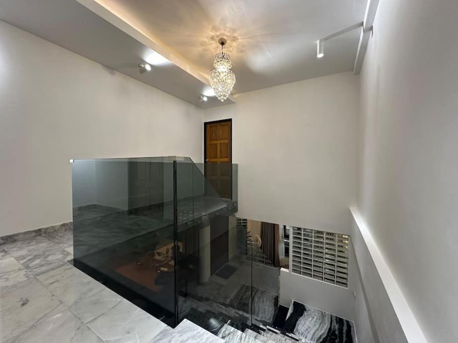 Private Cozy House @chatcuchak Bahay bakasyunan Bangkok