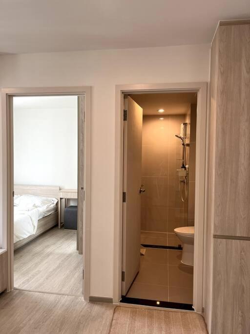 Nue Z-square Suan Luang Station - Near Train Night Market, Airport, Seacon Square Appartement