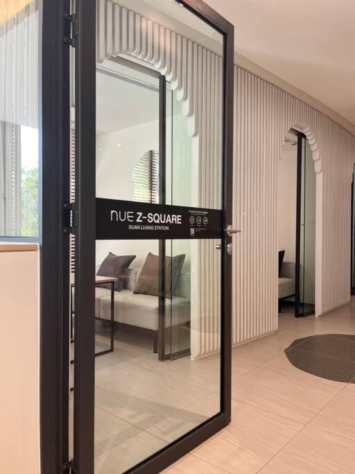 Nue Z-square Suan Luang Station - Near Train Night Market, Airport, Seacon Square Appartement *