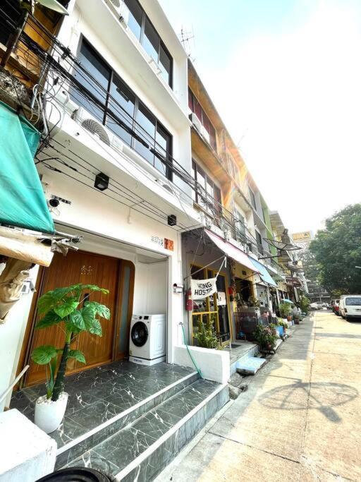 Apartment Private House With Pagoda View, Near Grand Palace Bangkok